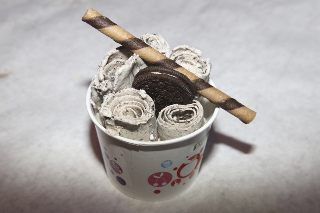 Oreo Cookie Ice Cream Rolled